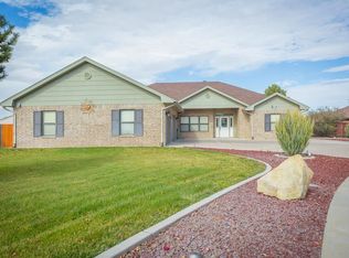 1 Granite Ct, Roswell, NM 88201