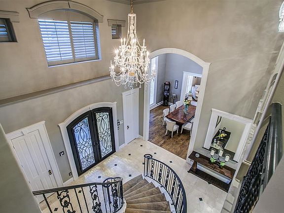 3rd image of 3904 Dove Creek Ln