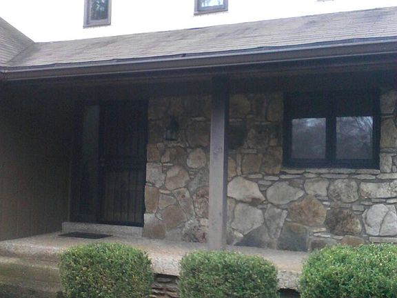 Front porch entrance