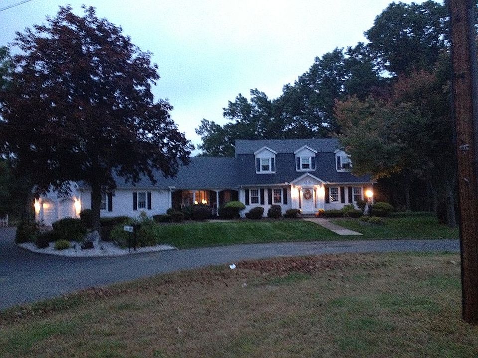 6 McLean Parkway 