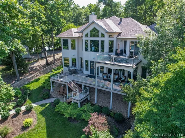 14 Suji Point, Lake Ozark, MO 65049