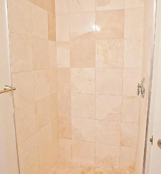 23 Evergreen St #2R — Photo 10