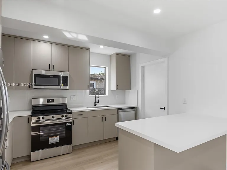 9660 Dominican Dr #0 — Photo 17