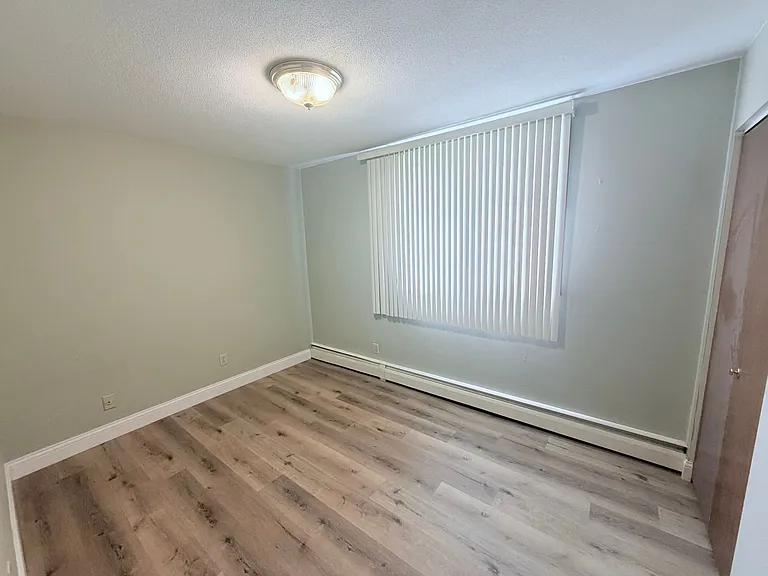 3600 Pennsylvania Ave S — Photo 23