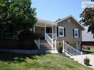 1510 SW Jeffrey Dr, Lees Summit, MO 64081