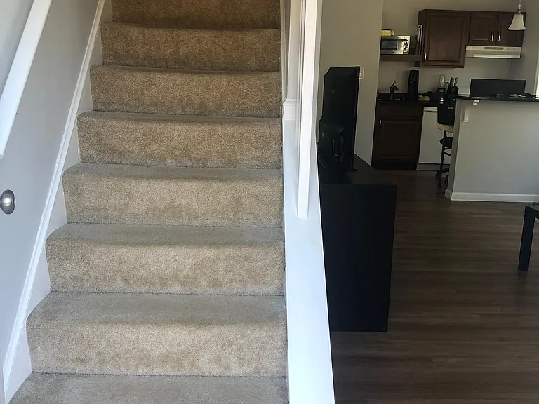 2319 Glendale Ter — Photo 2