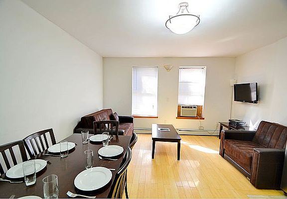 3rd image of 207 E 117th St APT 1