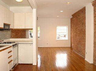 225 E 96th St APT 2RE, New York, NY 10128