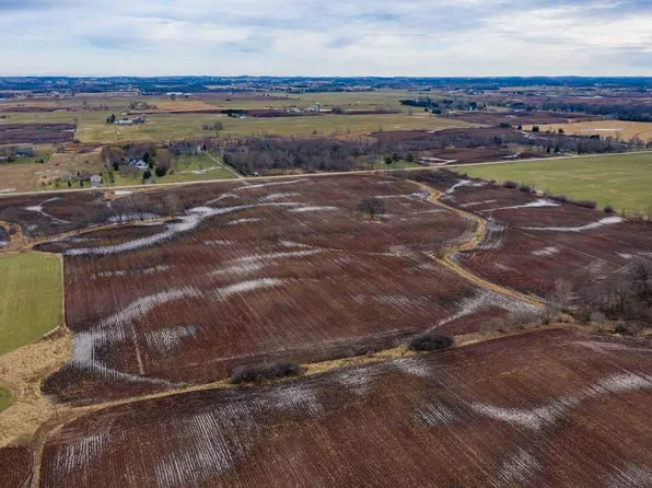 Erie Rd, Green Bay, WI 54311