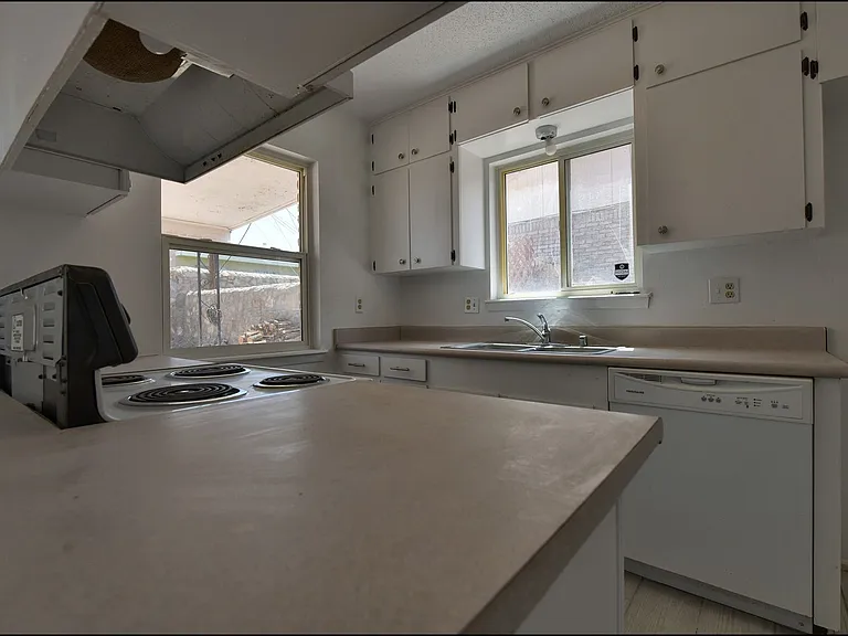 6913 Pamlico Dr — Photo 13