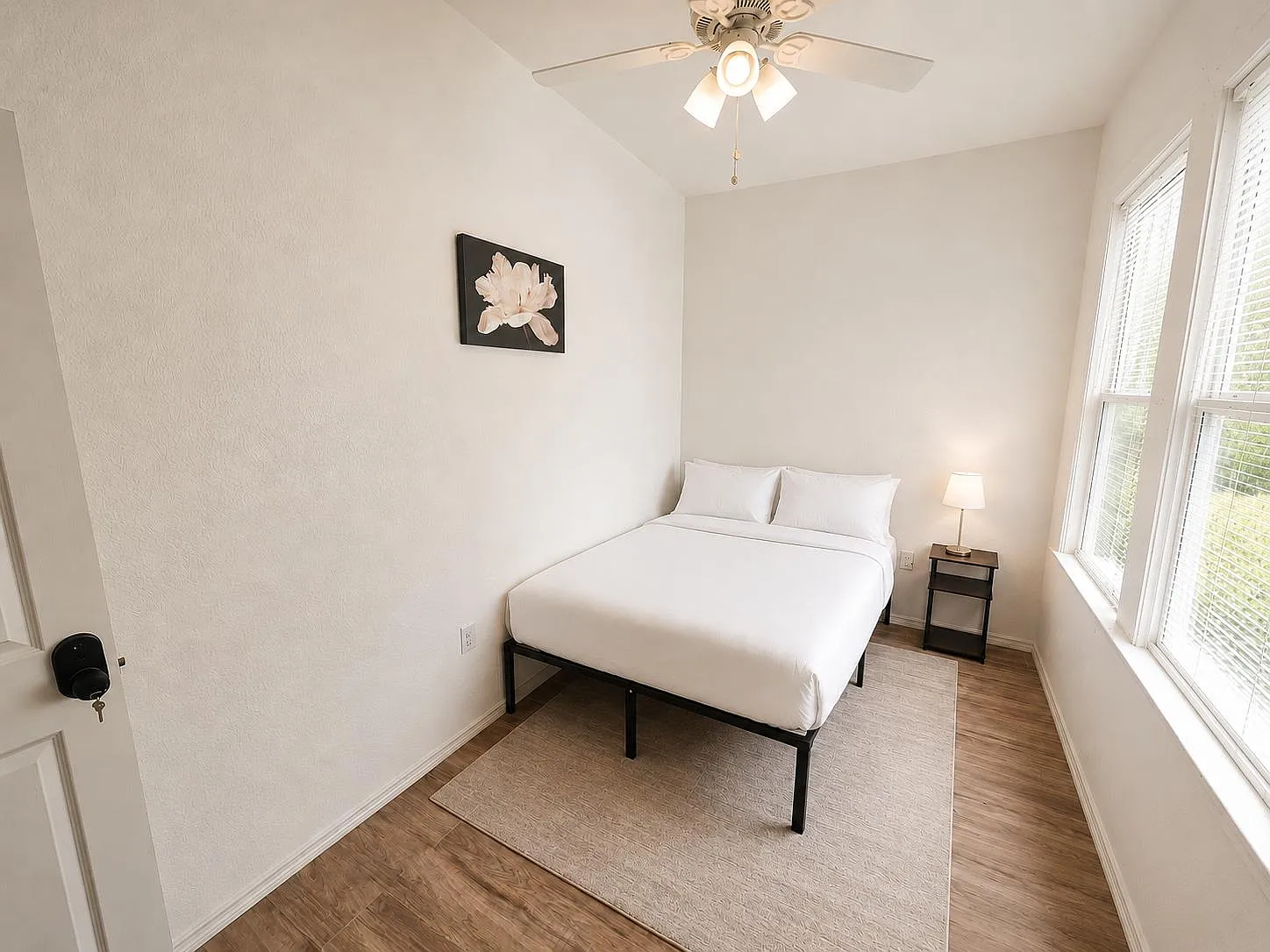 4 bed, 2.0 bath, 1197 sqft, $806 — Photo 2
