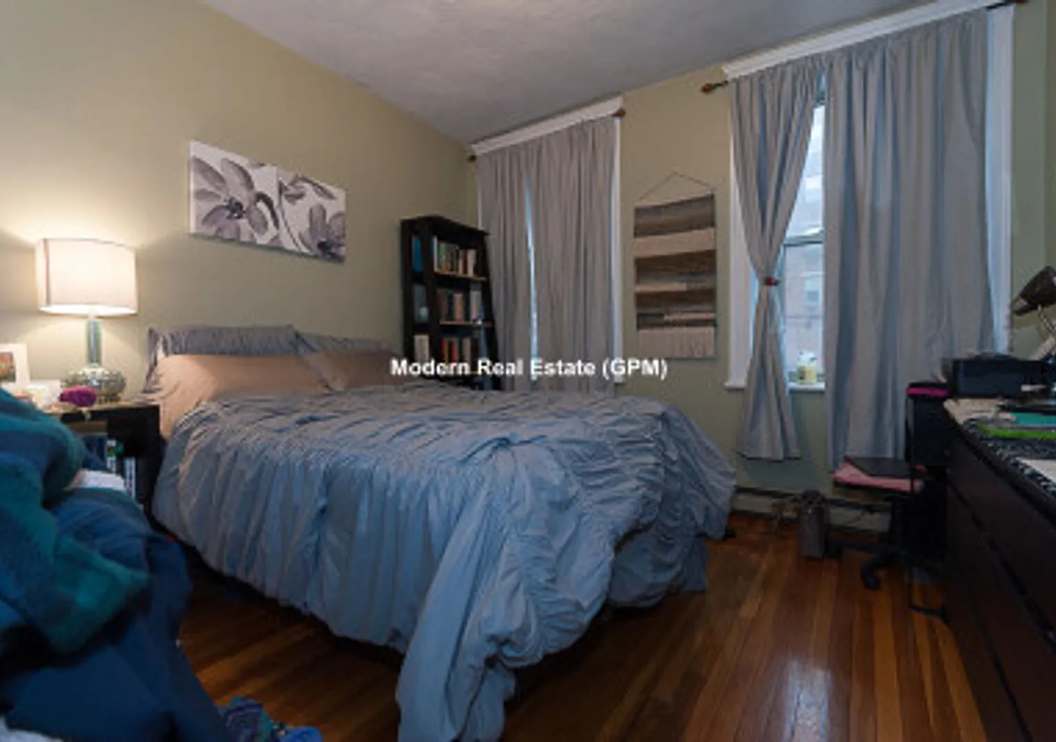 *Must-See 2br Near Reservoir - Heat & Hot Water Included* — Photo 3