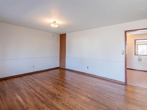 4th image of 5204 Ville Angela Ln