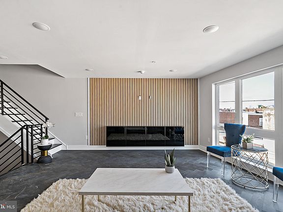 2nd image of 1807 S Orianna St Unit B