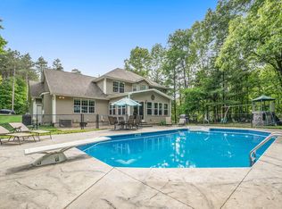 31 Christian Rd, Battle Creek, MI 49014