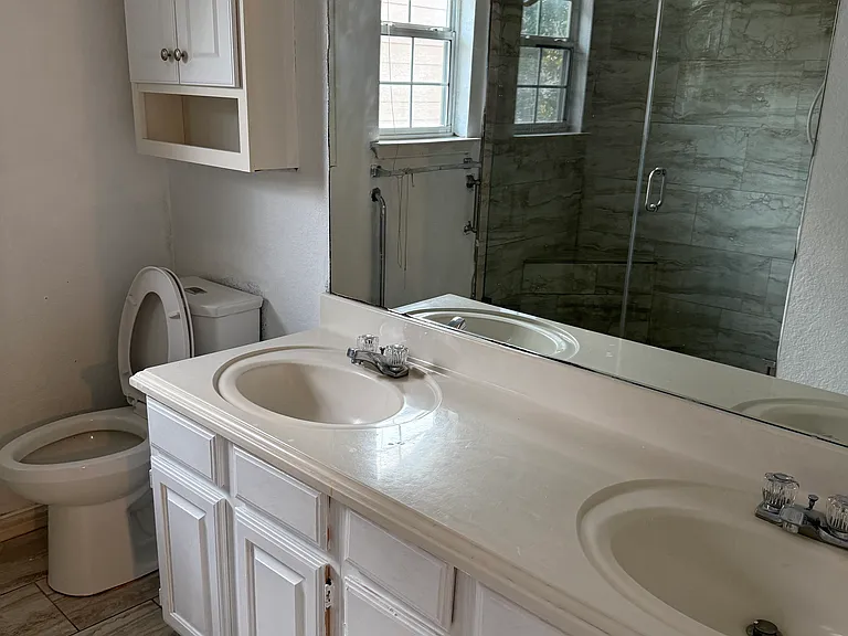 8617 Sabinas Trl — Photo 15