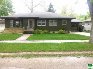 426 Ash St, Cherokee, IA 51012