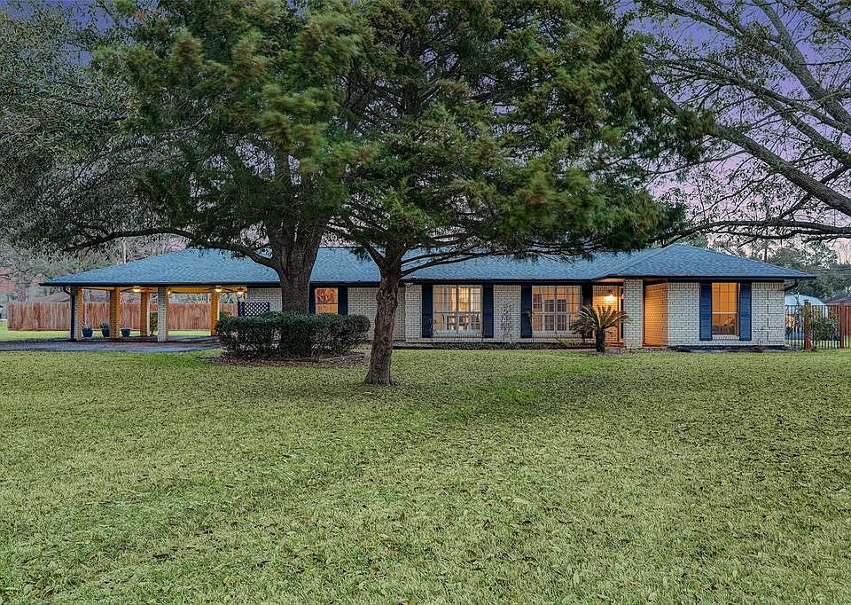 1st image of 1401 Roy Ct