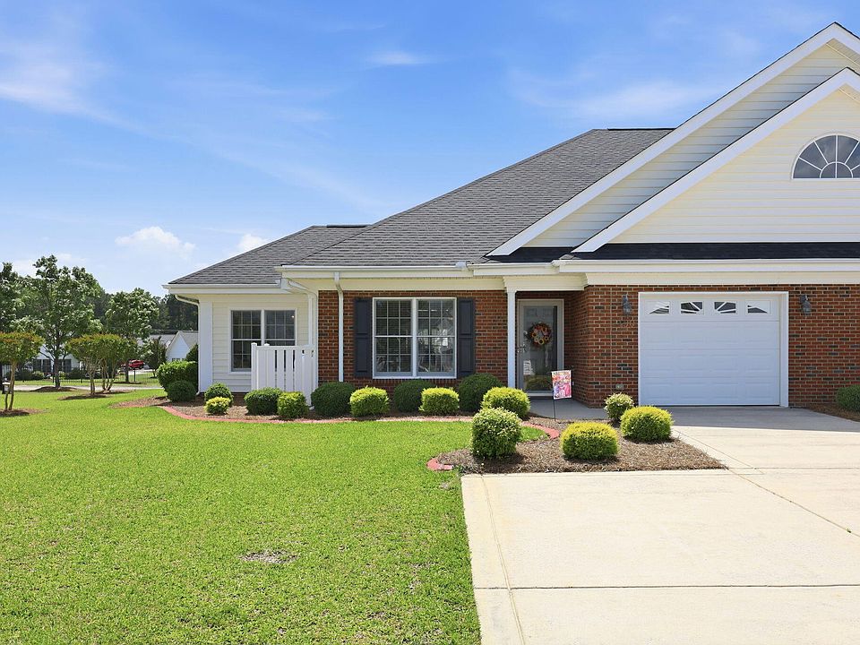 1st image of 150 Glenalmond Ct