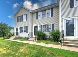 55 White Tail Ln #55, Wallingford, CT 06492