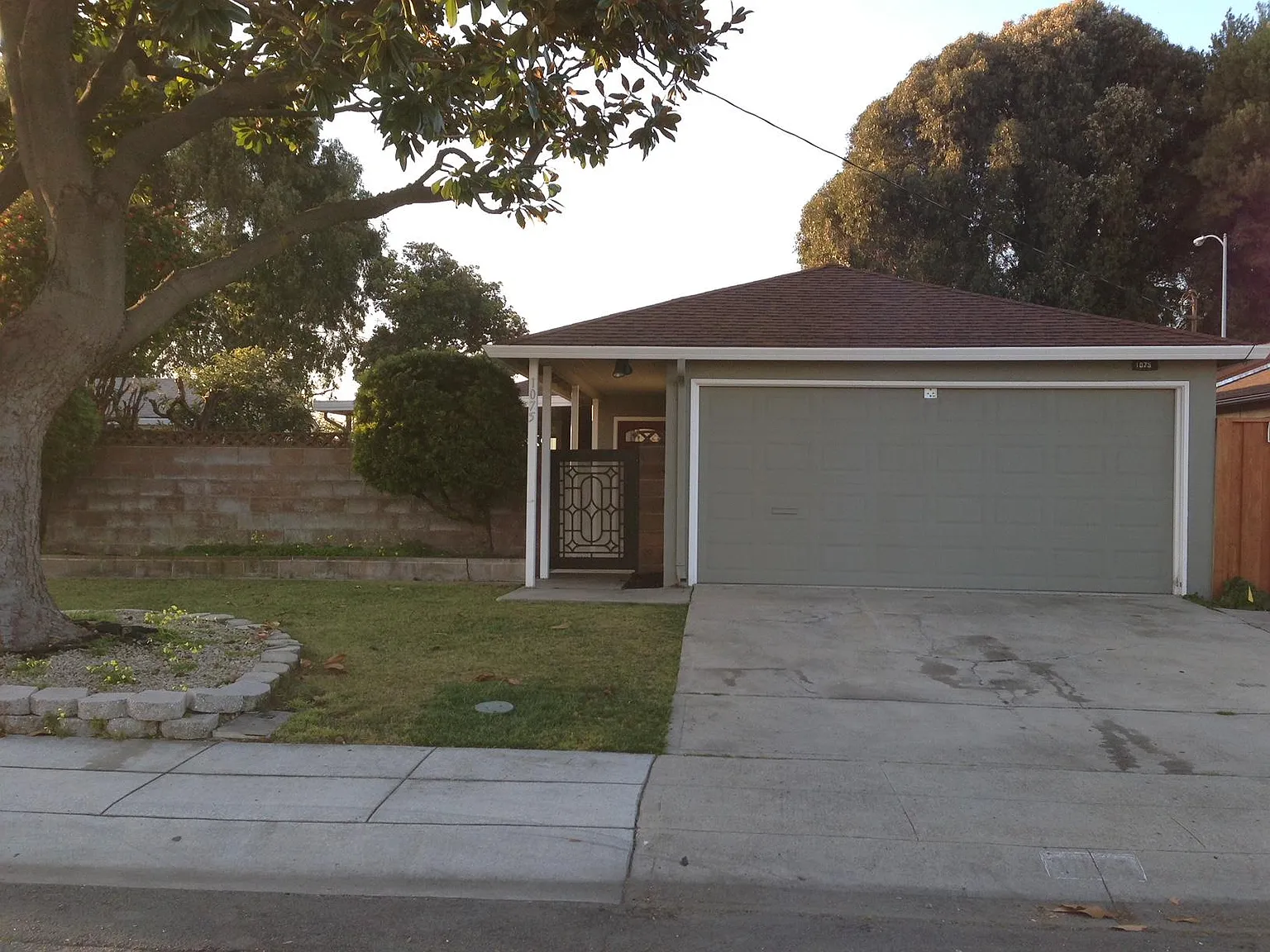 1075 Tulane Ave photo 1