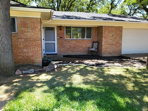 6912 Meadowbrook Dr Photo 1