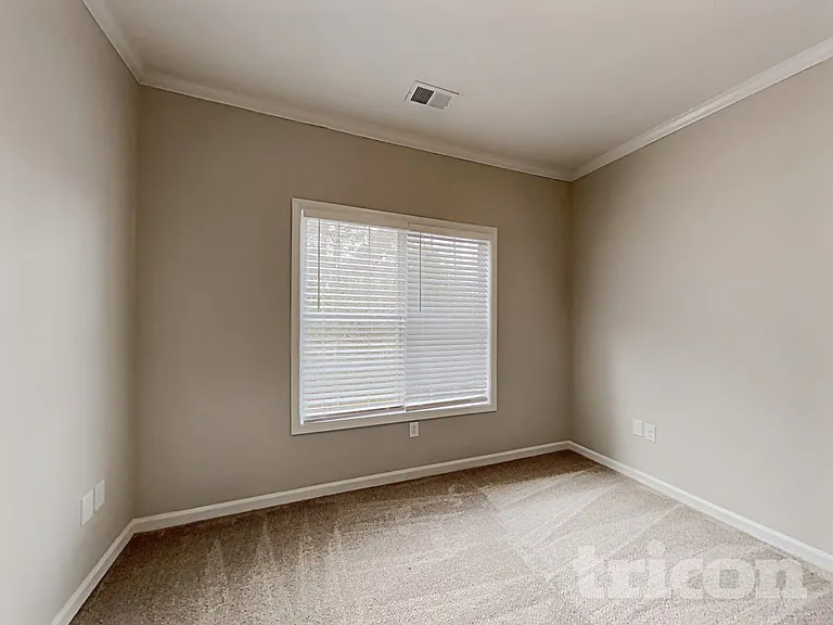 295 Wisteria Blvd — Photo 17