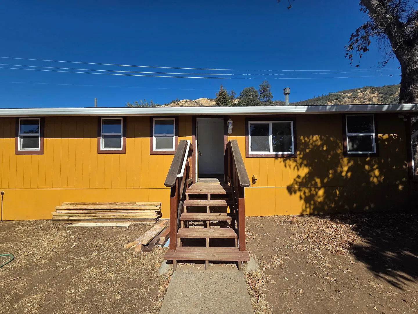 3714 E Highway 20 — Photo 1