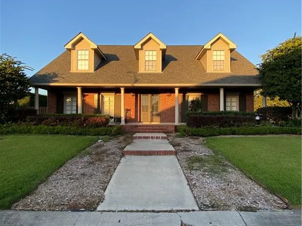 620 Oak Tree Rd, Belle Chasse, LA 70037