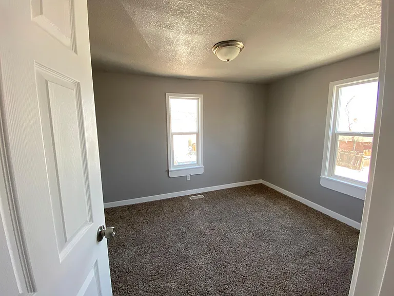 1208 Taylor Ave — Photo 16