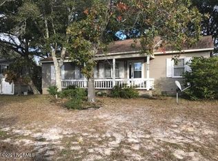 808 W Oak Island Dr, Oak Island, NC 28465