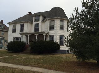 707 E Center St, Le Roy, IL