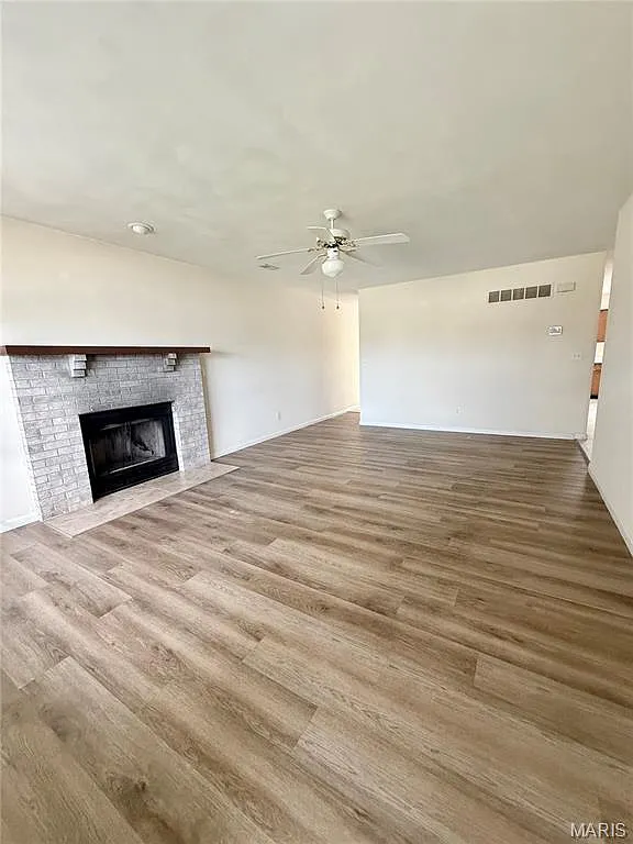 3 bed, 3.0 bath, 1428 sqft, $1,850 — Photo 3