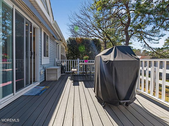 5th image of 1230B Thornbury Lane