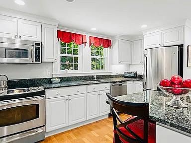 2nd image of 1902 W Prospect St Unit 206
