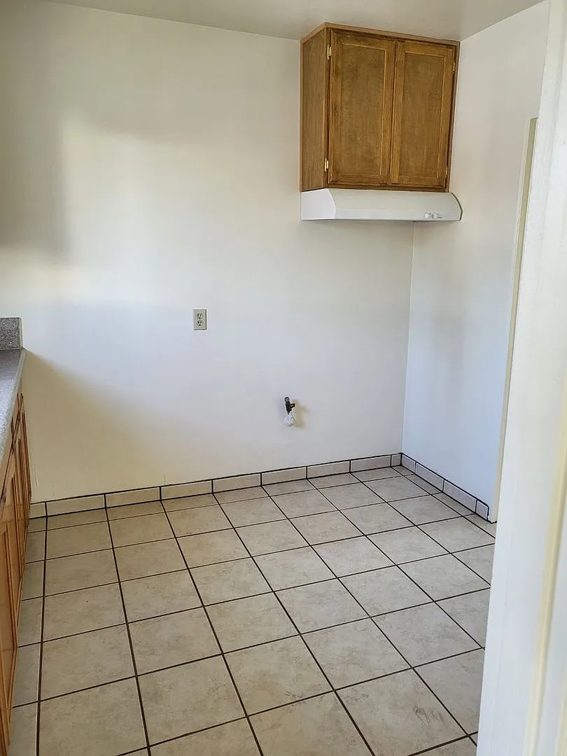 5930 Loma Vista Ave. — Photo 4