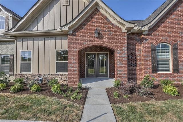 1st image of 232 Glennister Ct #23