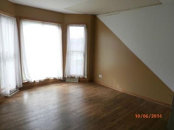 5th image of 1134 Northshore Dr