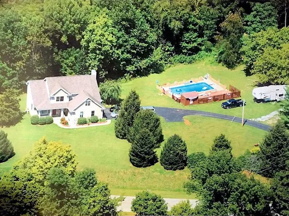 6901 Hill Rd, Hillsboro, OH 45133