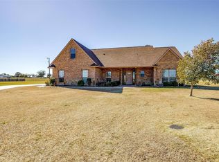 140 Champion Ct, Weatherford, TX 76087
