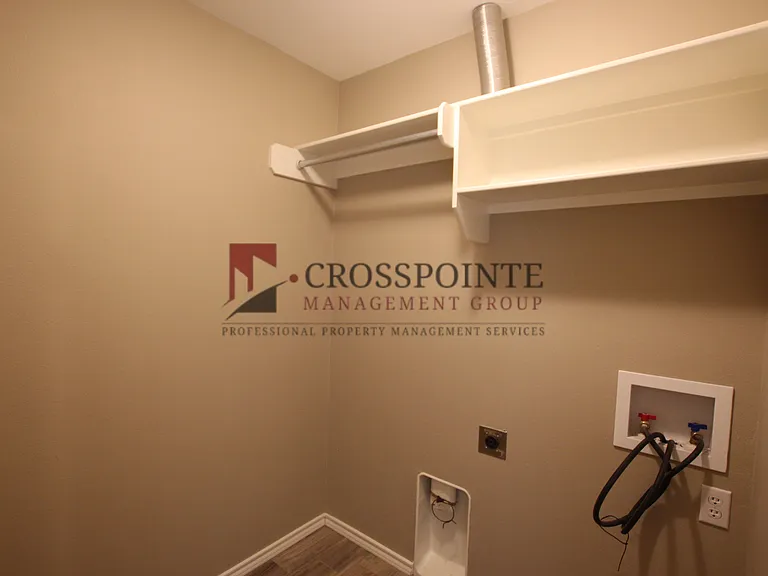 Brad Circle 1222 — Photo 16
