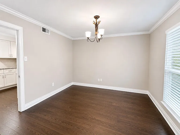 5802 W Bellfort Ave — Photo 6
