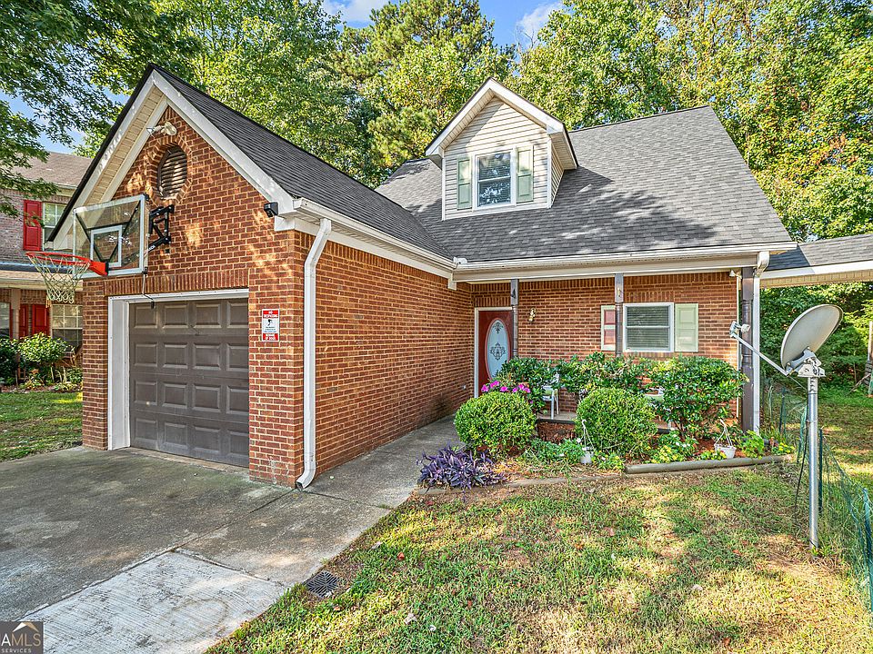 1st image of 634 Shadowmoore Dr