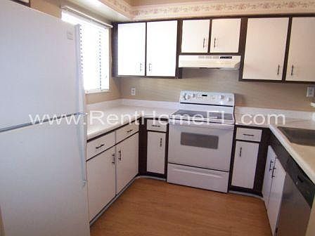 2nd image of 298 Scottsdale Sq #298