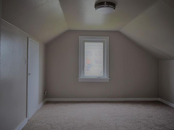5th image of 1901 N Washington St #B