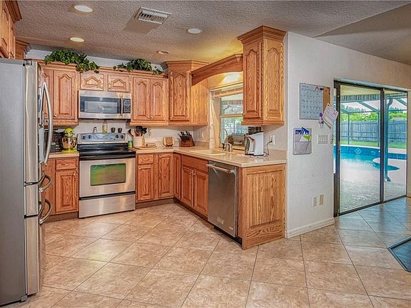 4th image of 3214 Cullendale Dr