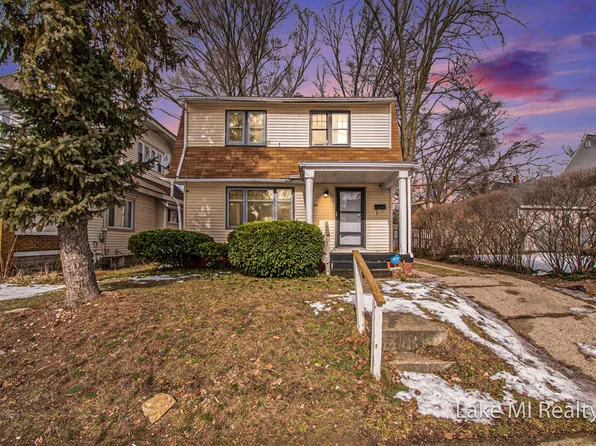 545 Ardmore St SE, Grand Rapids, MI 49507