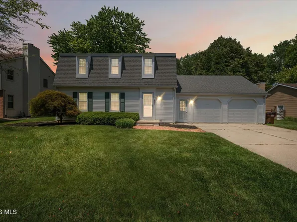 40 Naugatuck Way, Waterville, OH 43566