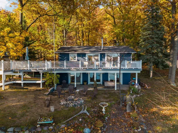 10635 Skyline Dr, Atlanta, MI 49709