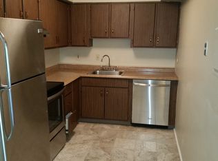 5849 Library Rd APT 303, Bethel Park, PA 15102